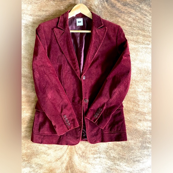DKNY Vintage Deep Red Velvet Blazer - Picture 1 of 2